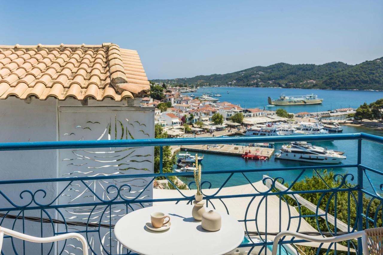 The Blue Hotel Skiathos Town Ngoại thất bức ảnh