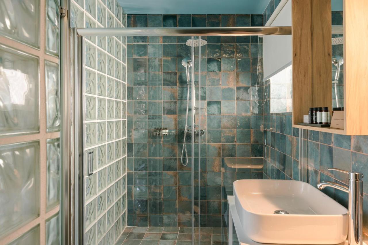 The Blue Hotel Skiathos Town Ngoại thất bức ảnh